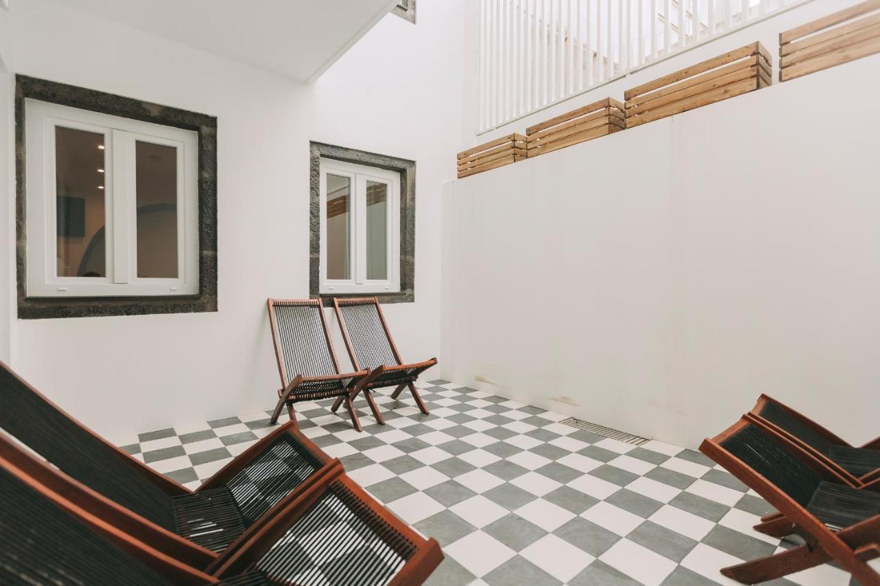 Azores Inn - Family Suites Ponta Delgada Exteriör bild